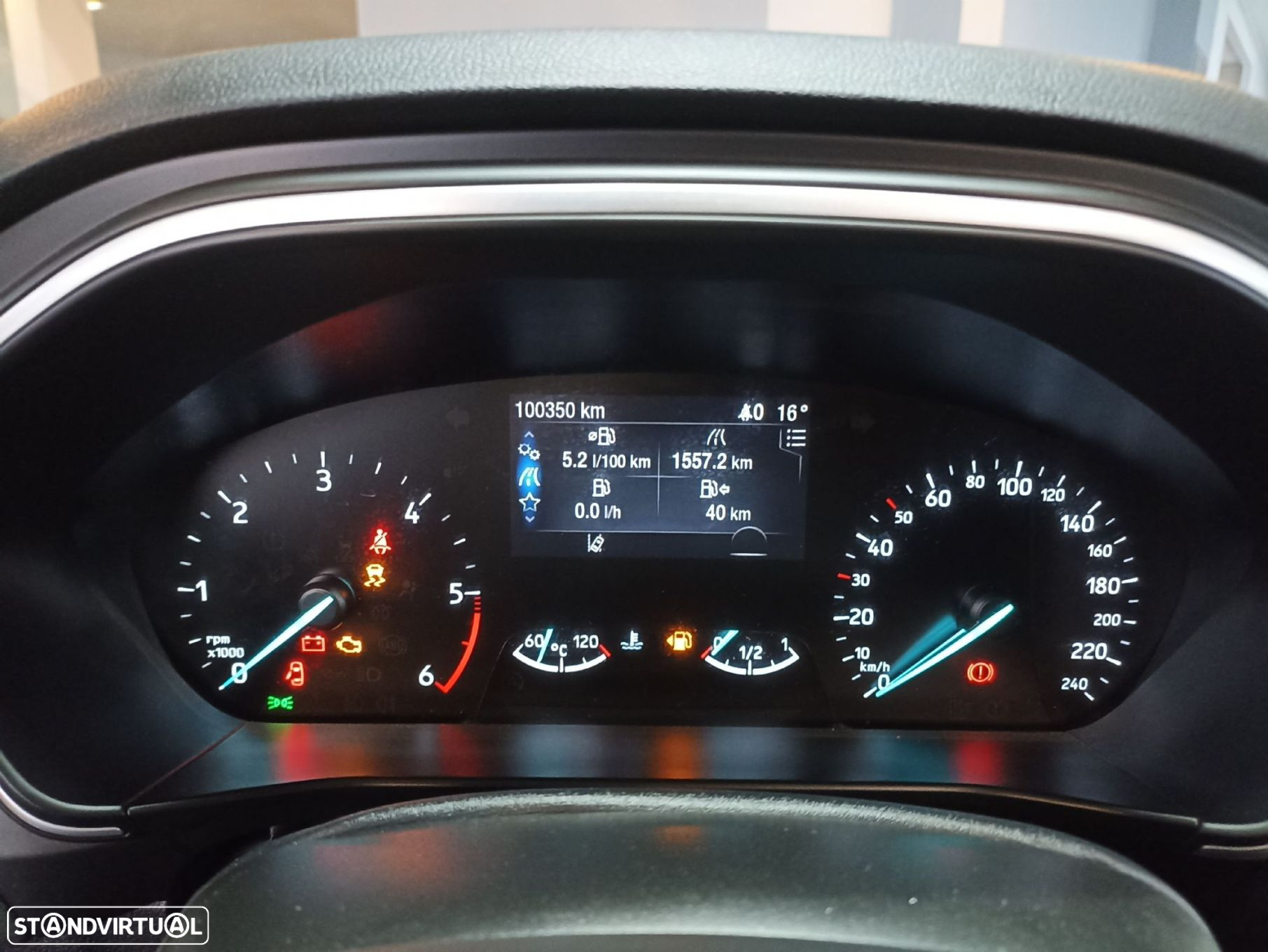 Ford Focus SW 1.5 TDCi EcoBlue Titanium - 16