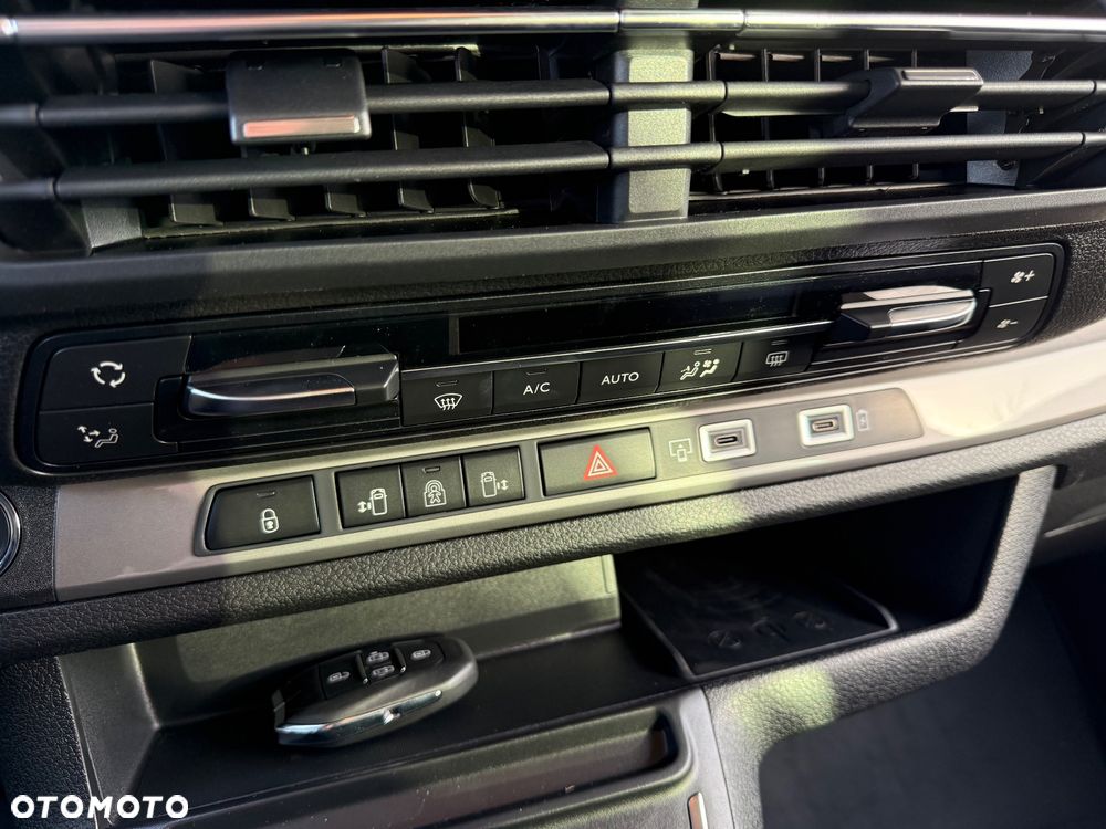 Peugeot Traveller 2.0 BlueHDi Long Business EAT8 - 14