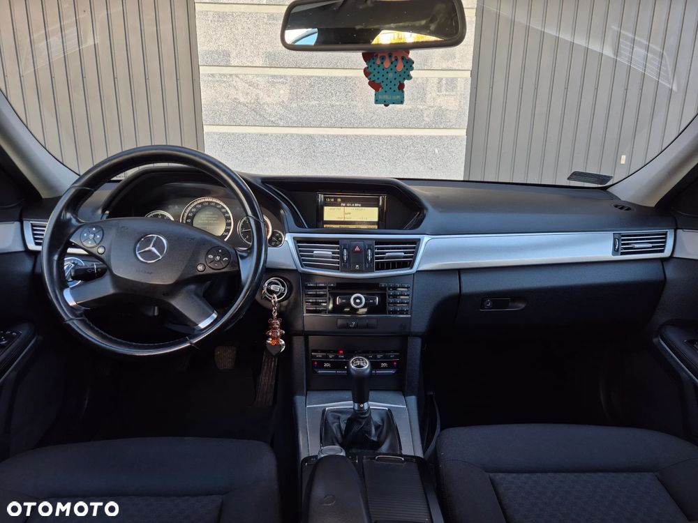 Mercedes-Benz Klasa E - 7