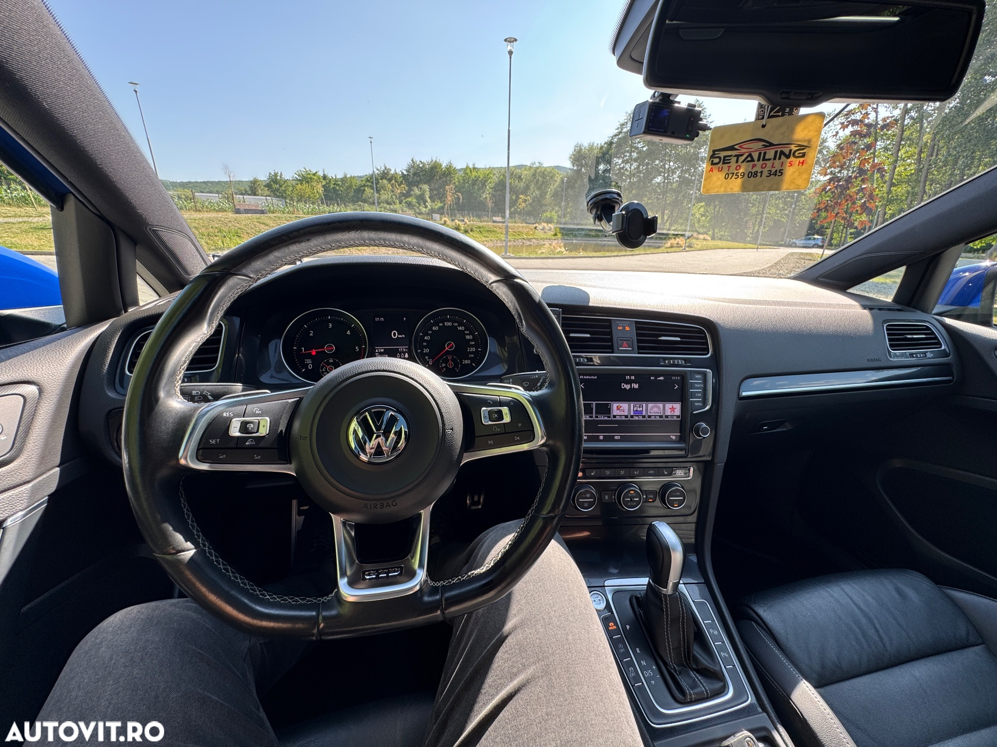 Volkswagen Golf 2.0 TDI DPF BMT DSG GTD - 10
