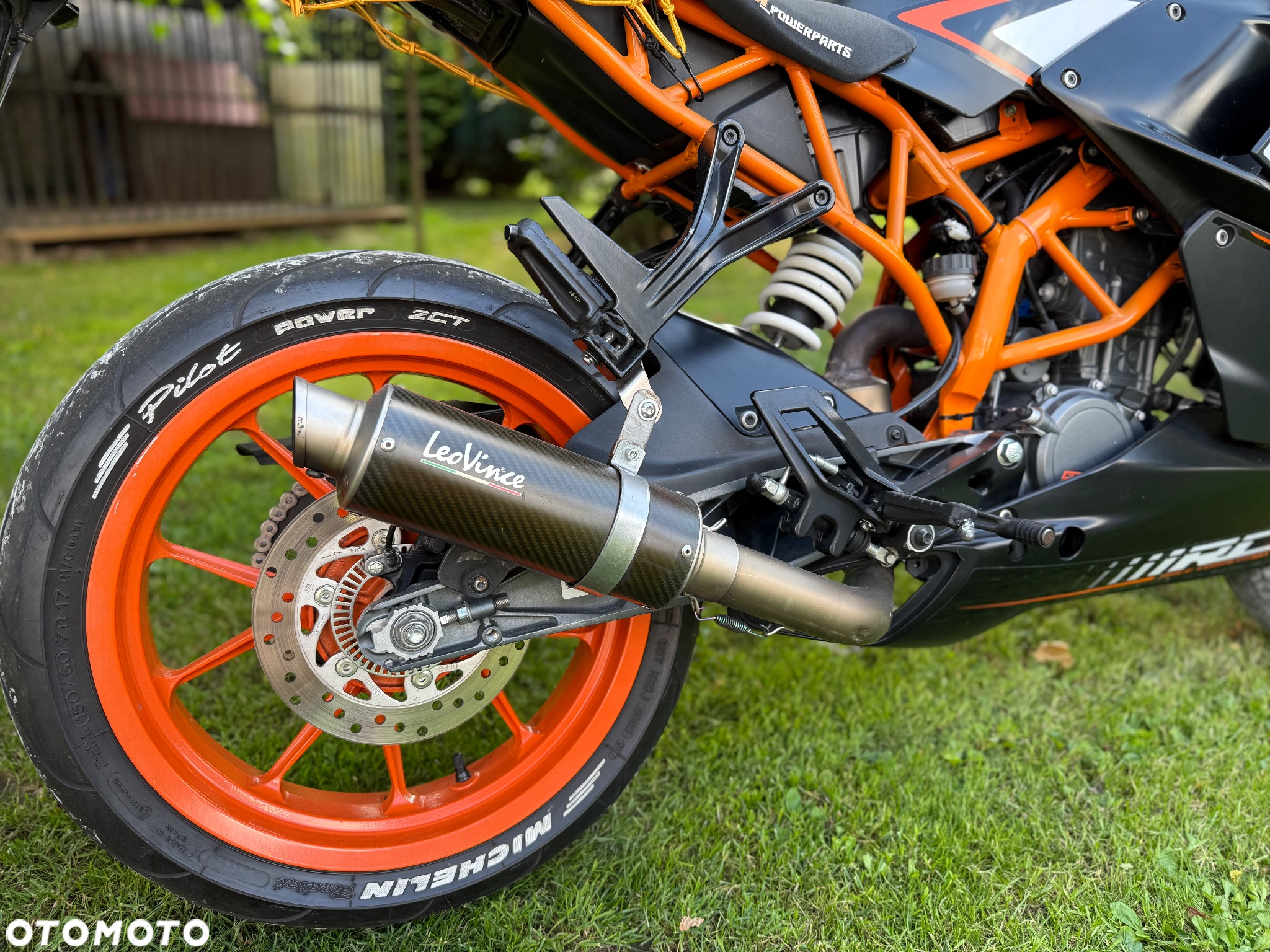 KTM RC 125 - 8