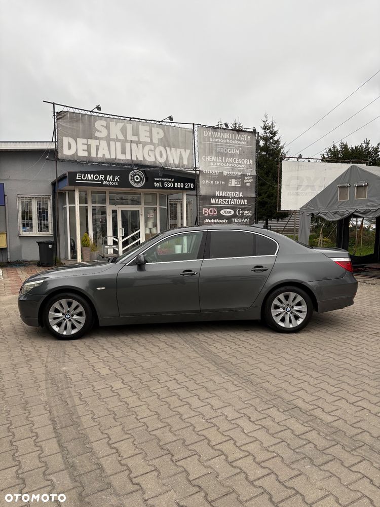 BMW Seria 5 525d - 9