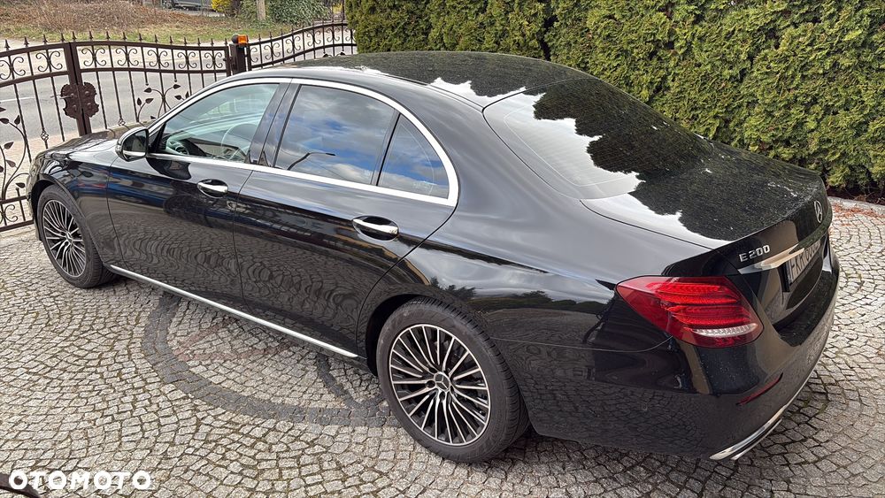 Mercedes-Benz Klasa E 200 4Matic 9G-TRONIC Avantgarde - 36