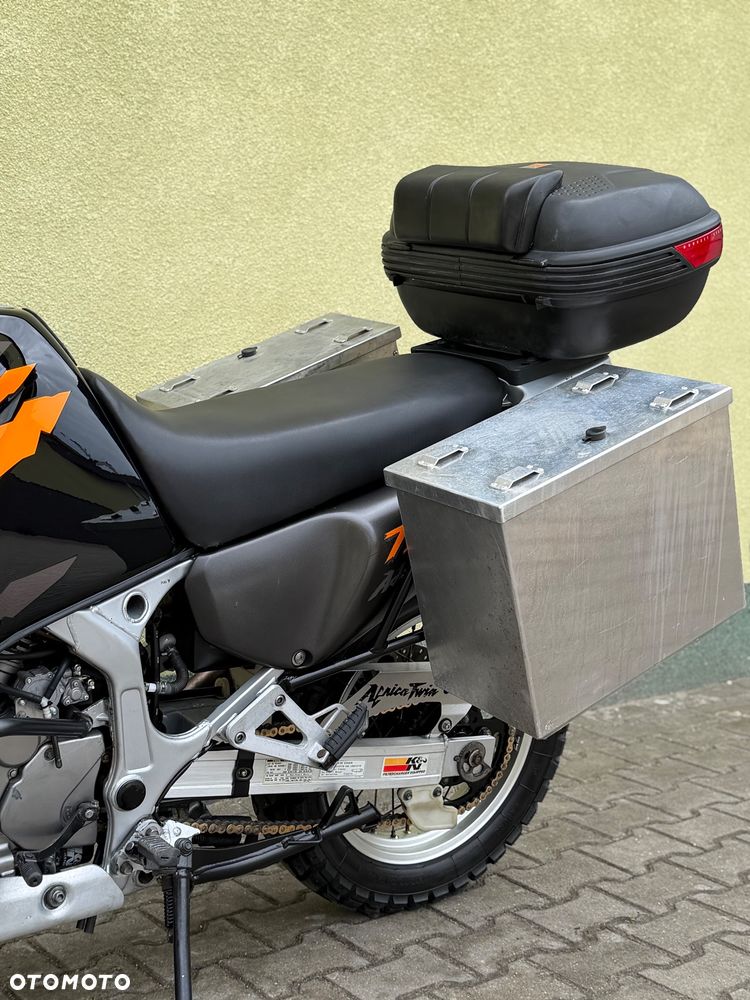 Honda XRV - 32