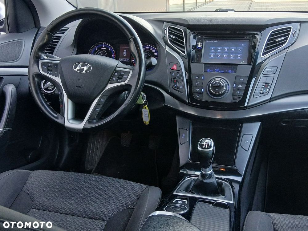 Hyundai i40 1.7 CRDi Comfort - 17