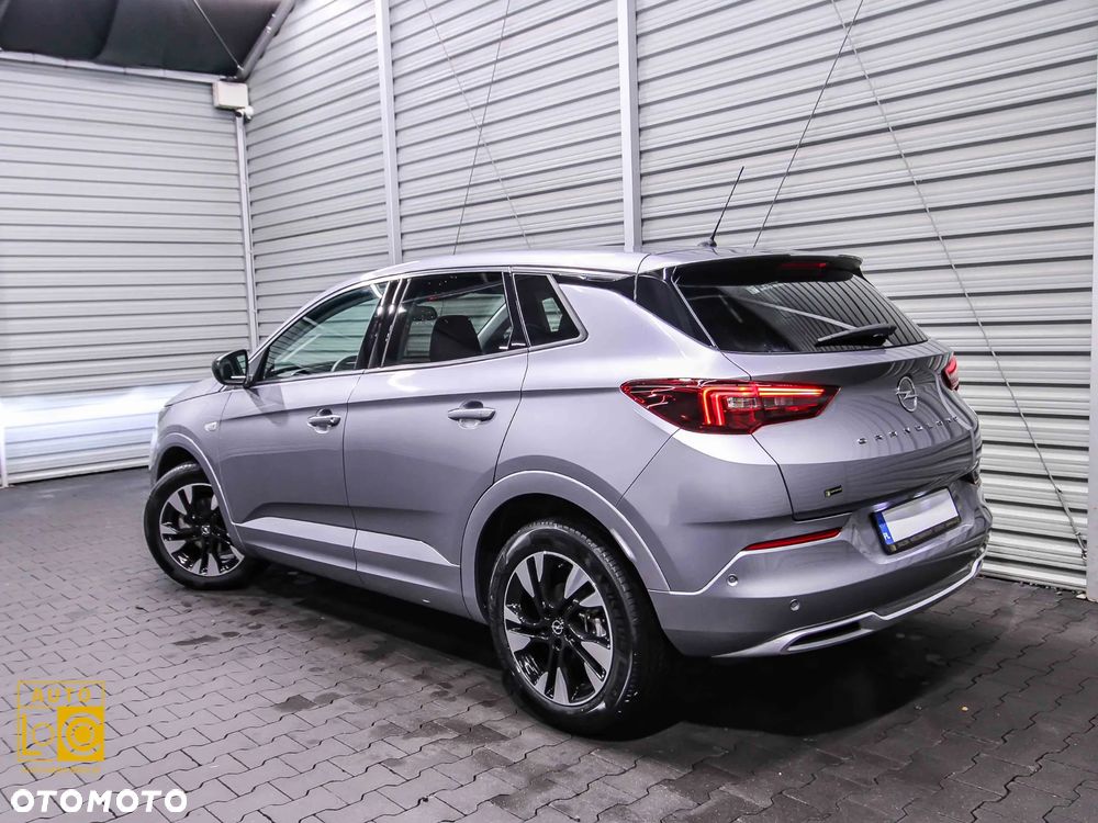 Opel Grandland 1.2 T Business Edition S&S - 4