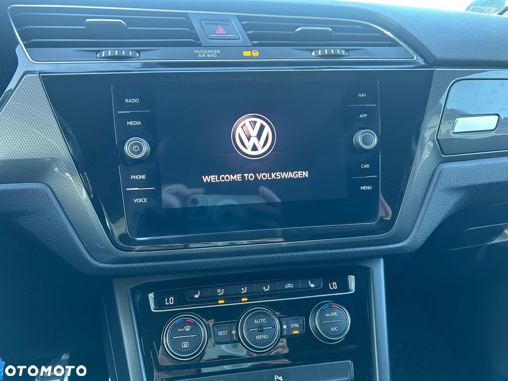 Volkswagen Touran 2.0 TDI SCR Join - 28