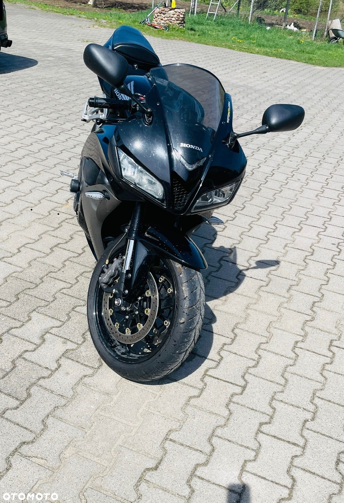 Honda CBR - 1
