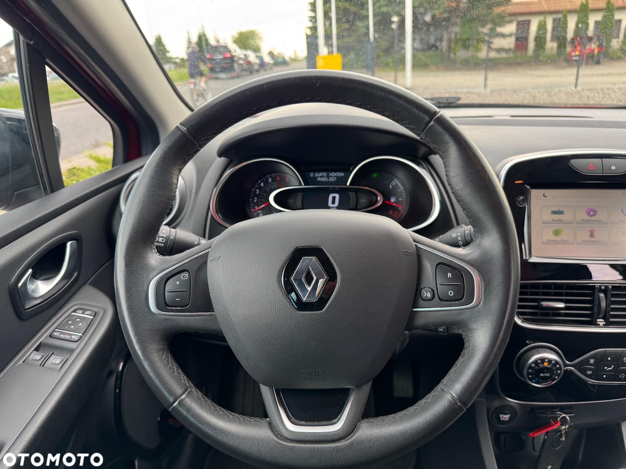 Renault Clio 1.2 16V 75 LIMITED - 12