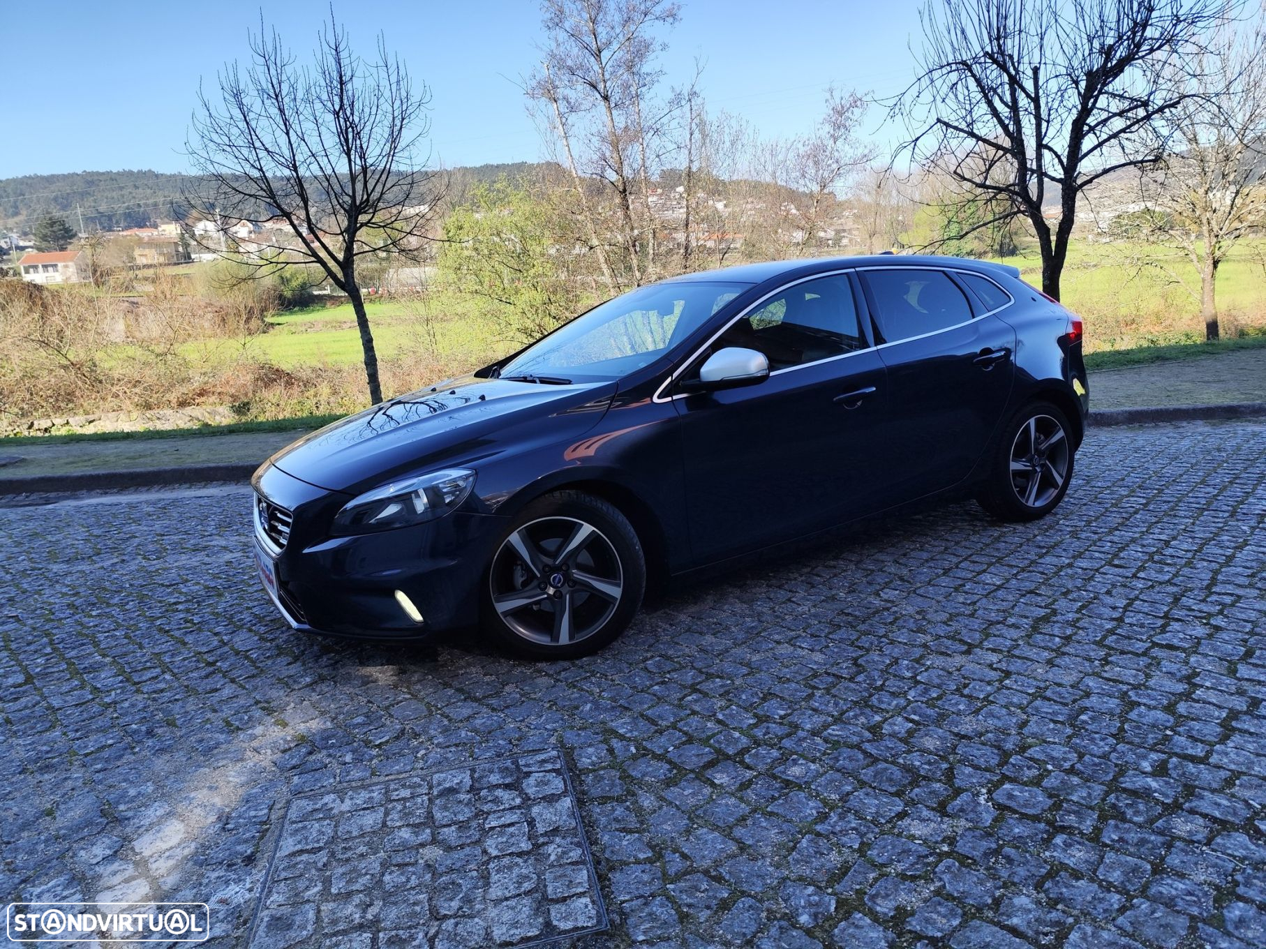 Volvo V40 1.6 D2 R-Design - 3