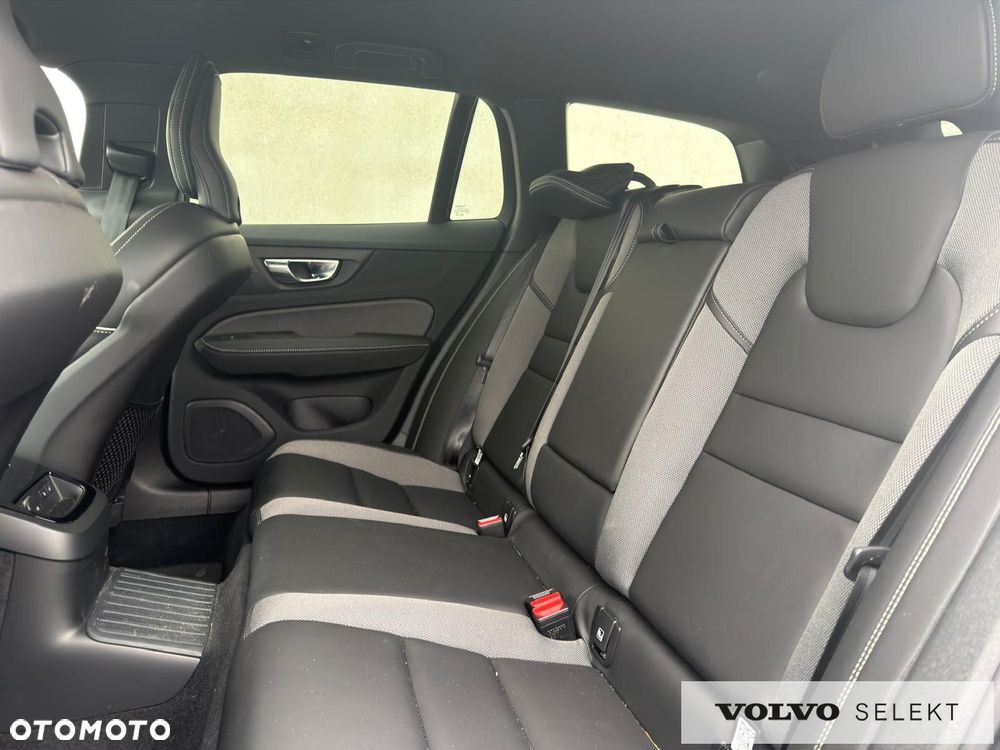 Volvo V60 - 32