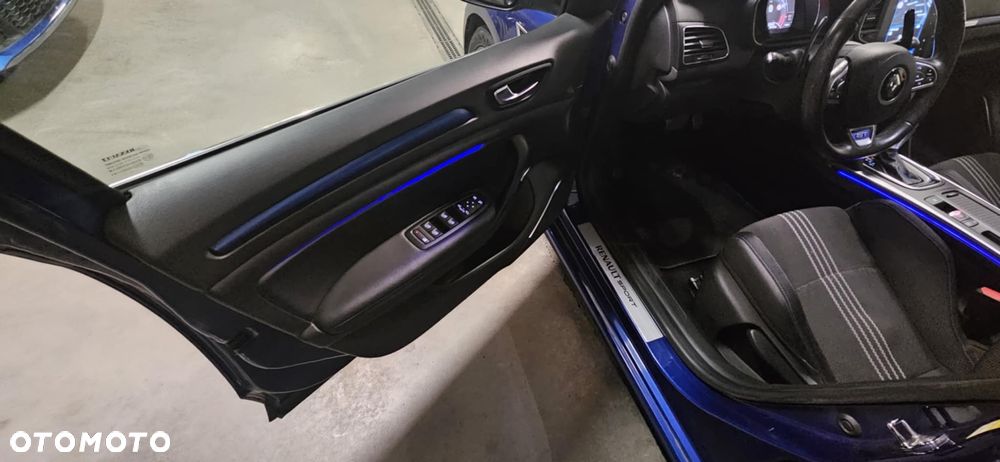 Renault Megane ENERGY TCe 205 EDC GT - 7