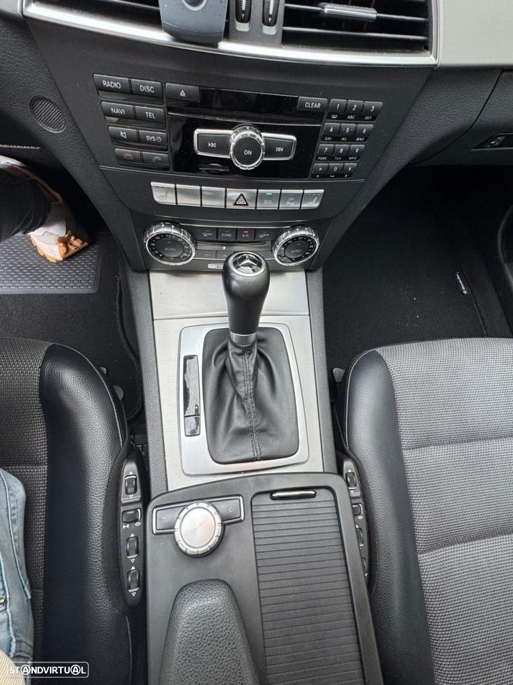 Mercedes-Benz C 220 - 11