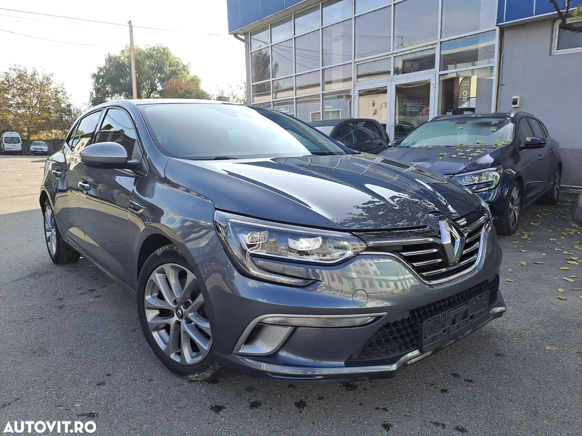Renault Megane TCe 160 GPF GT LINE - 3