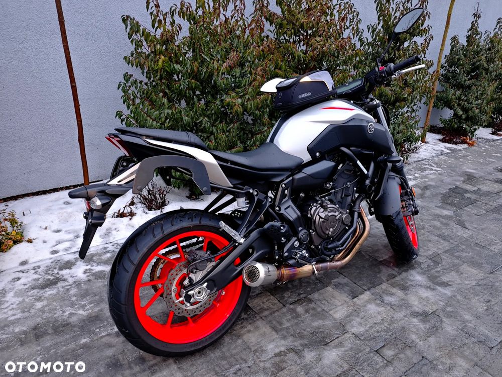 Yamaha MT - 6
