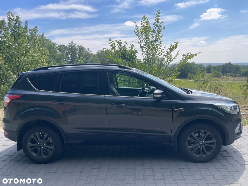 Ford Kuga 2.0 TDCi 4WD Titanium - 17