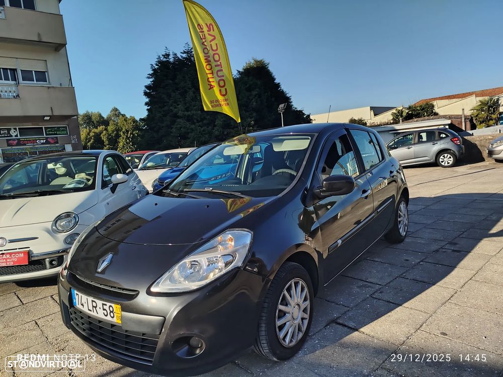 Renault Clio 1.2 16V Confort 130g - 1