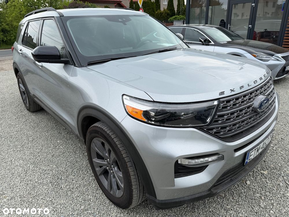 Ford Explorer - 10