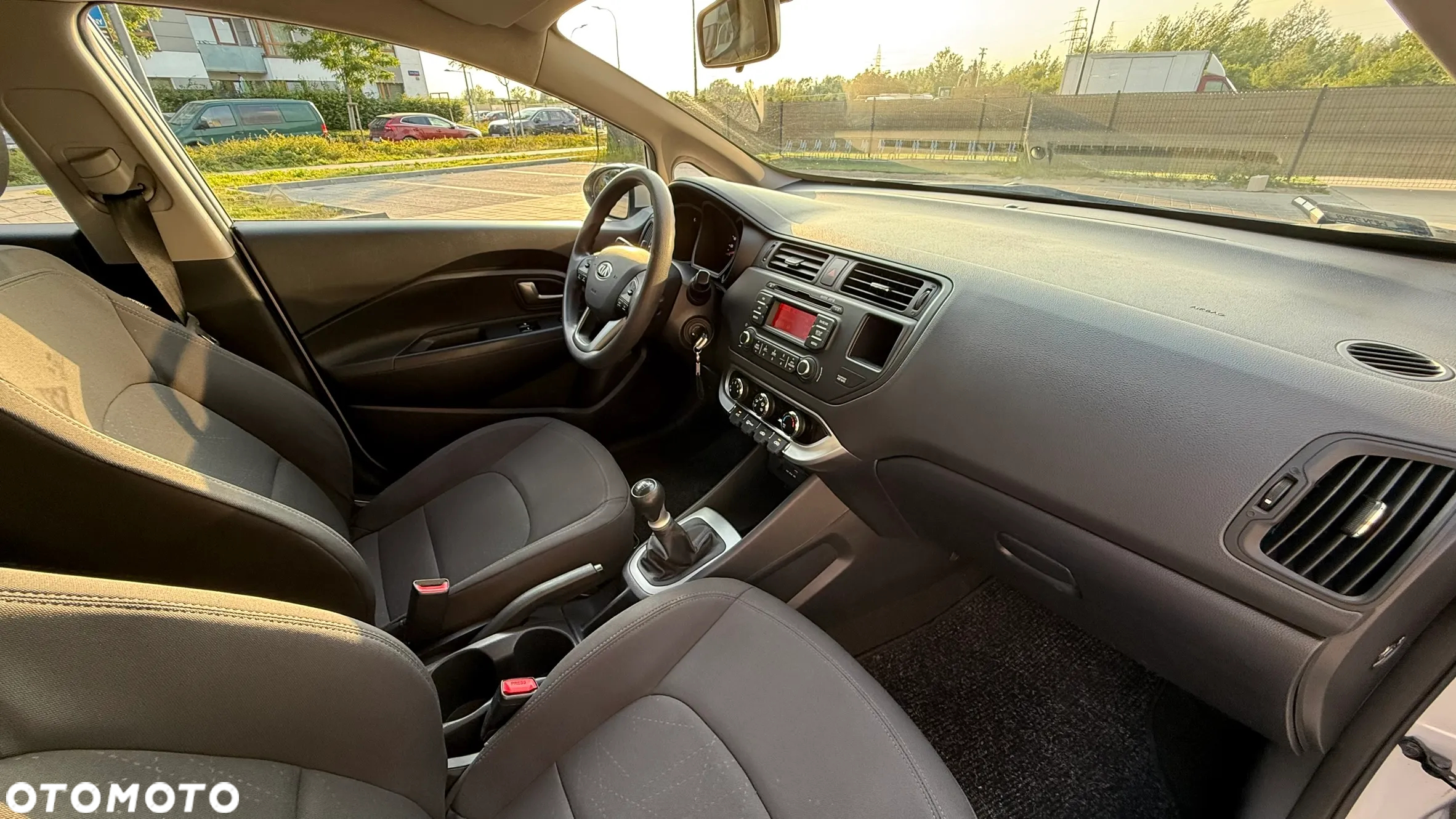 Kia Rio - 14