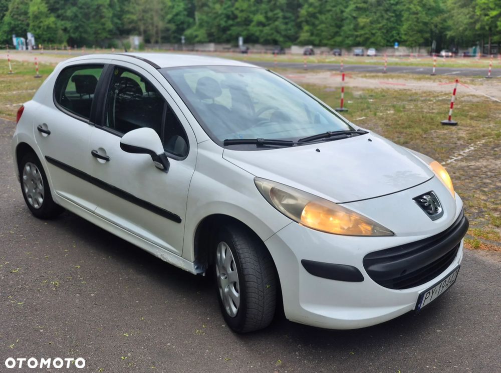 Peugeot 207 1.4 HDi Business Line - 2