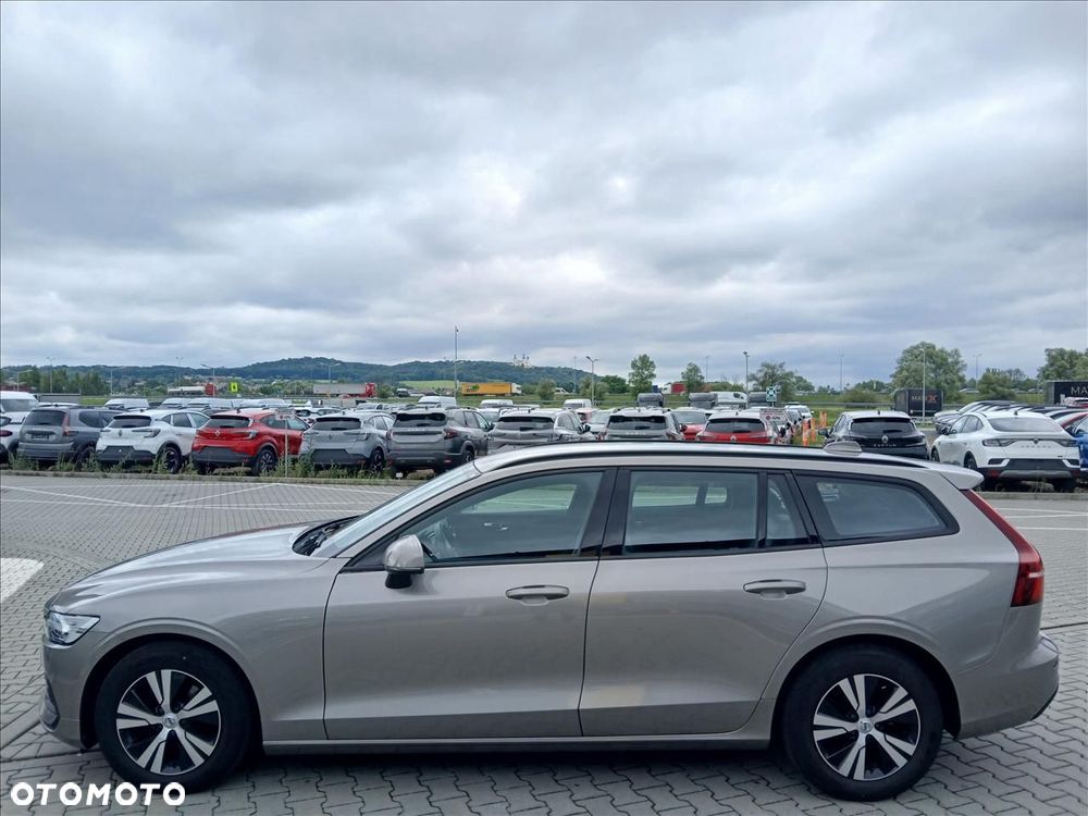 Volvo V60 D3 Momentum Pro - 6