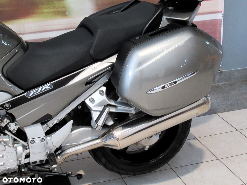 Yamaha FJR - 16