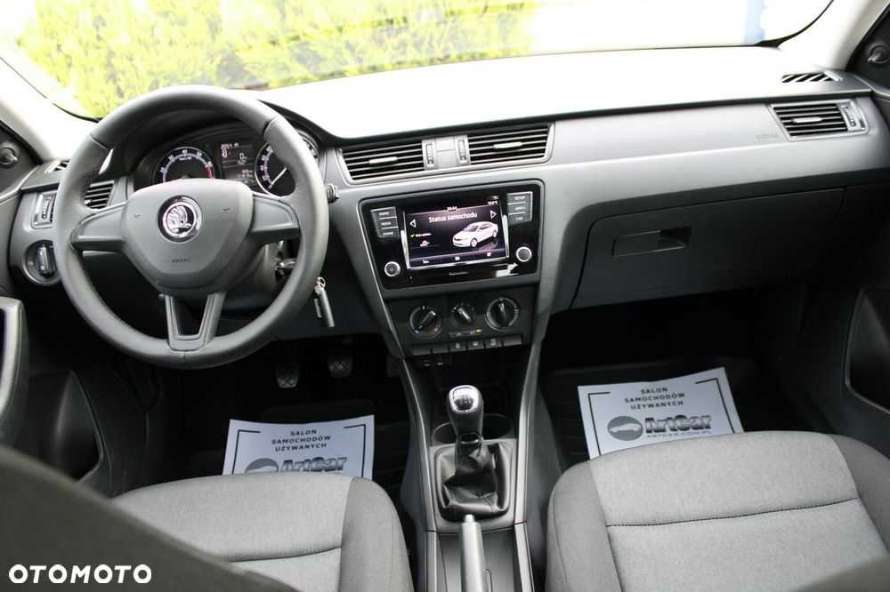 Skoda RAPID - 26
