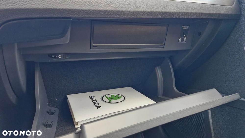 Skoda Superb 2.0 TDI SCR Style DSG - 12