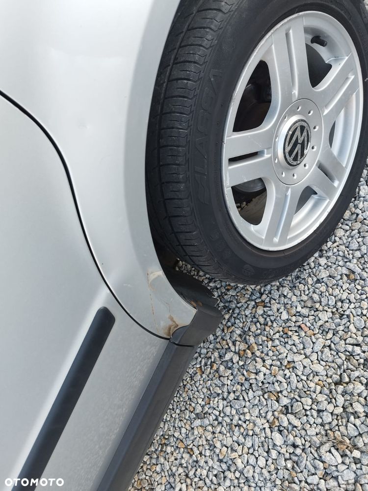 Volkswagen Passat 1.9 TDI - 12