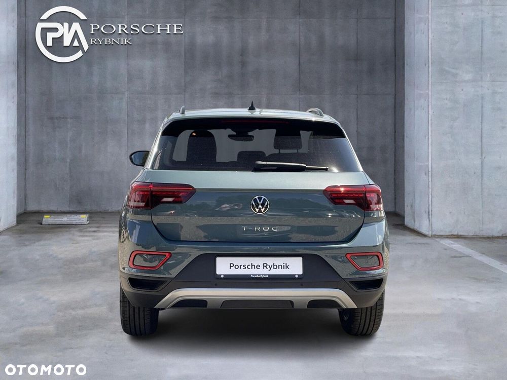 Volkswagen T-Roc - 4