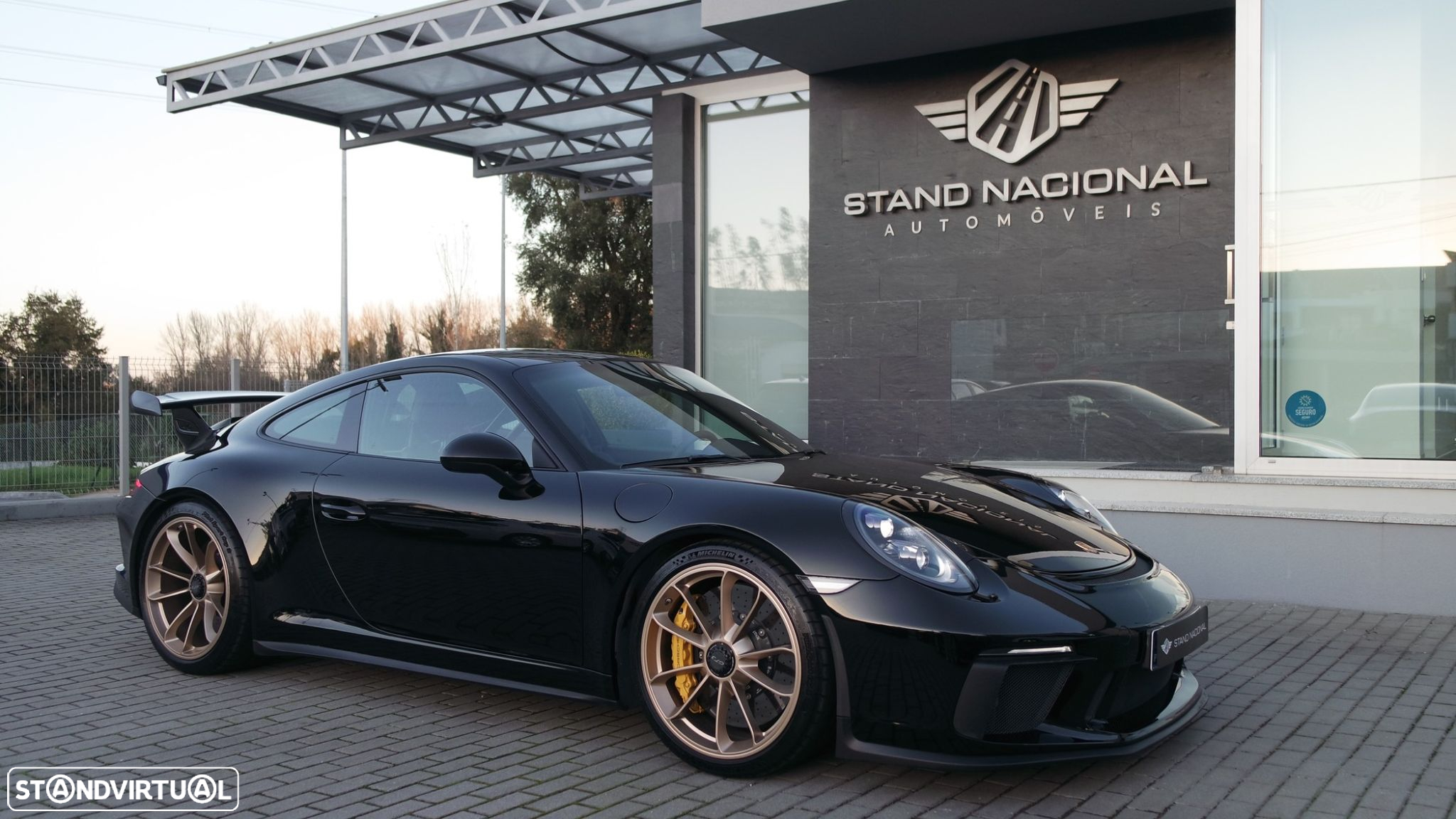 Porsche 911 Série F - 10