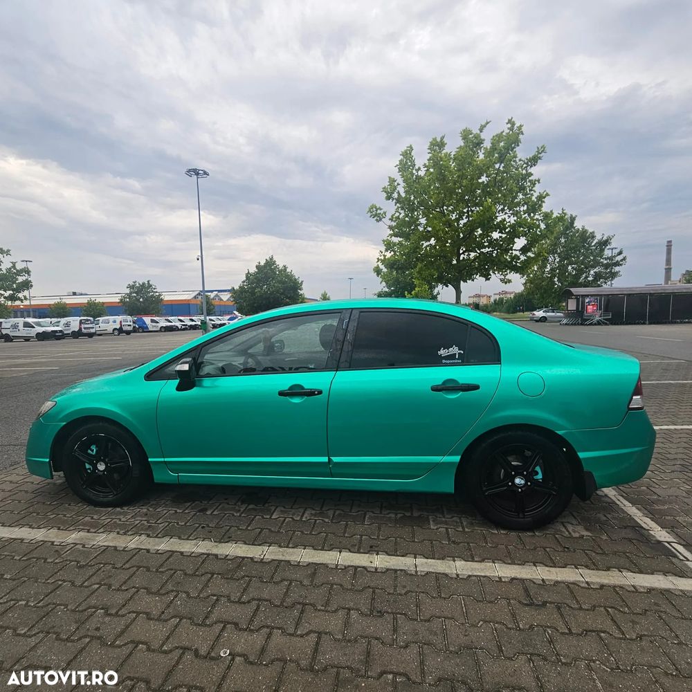 Honda Civic - 4