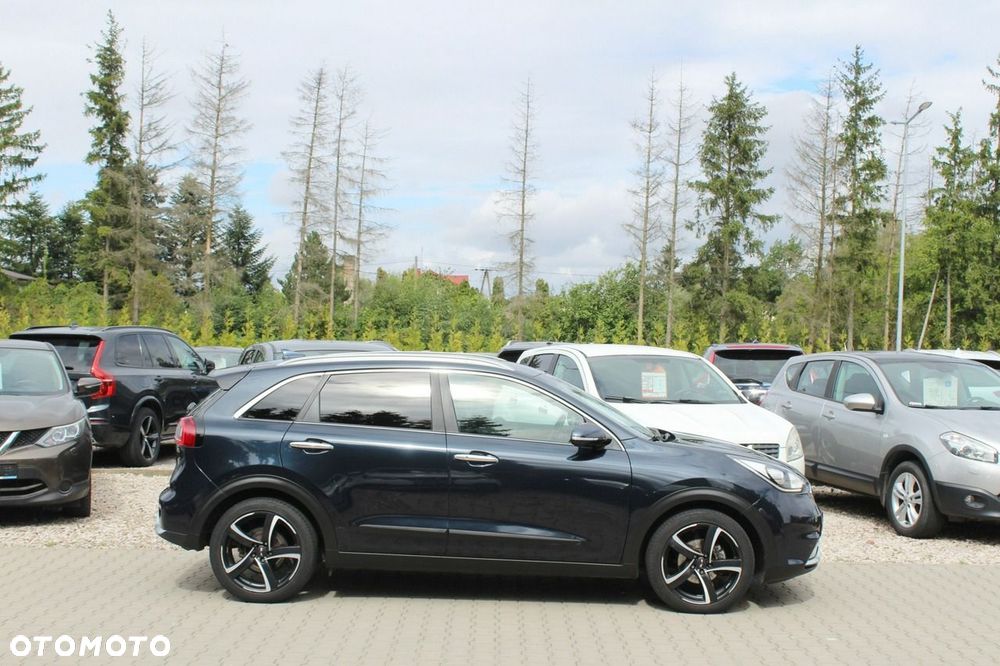 Kia Niro 1.6 GDI Hybrid L Business Line - 3