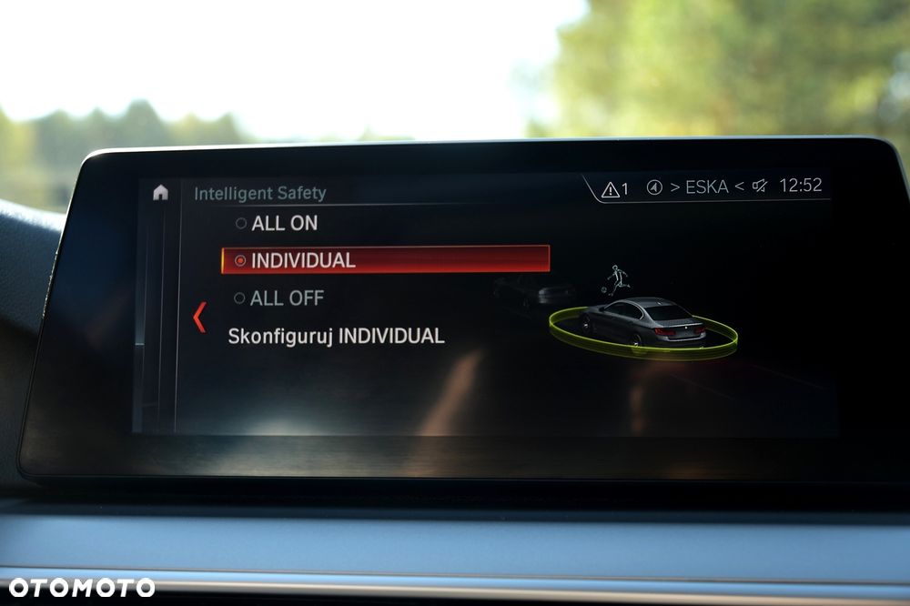 BMW Seria 5 520d Sport Line - 39