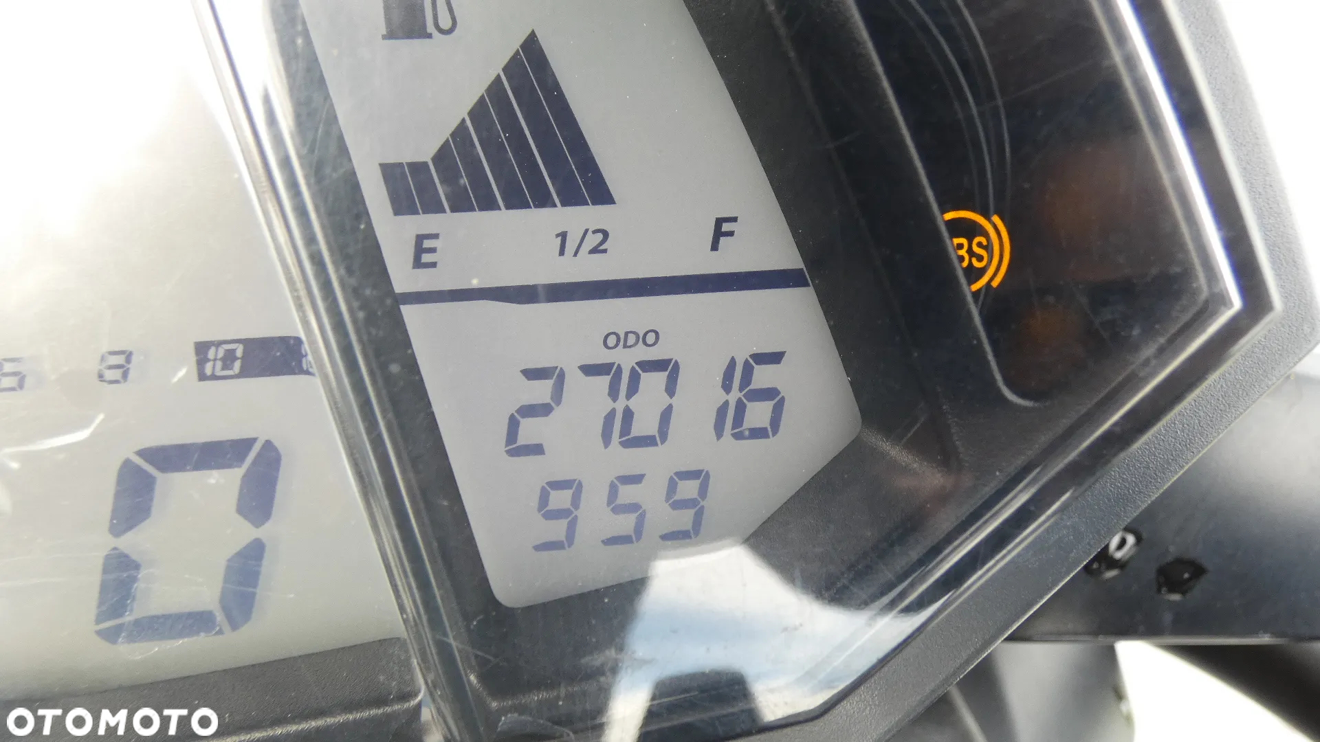 Yamaha MT - 19