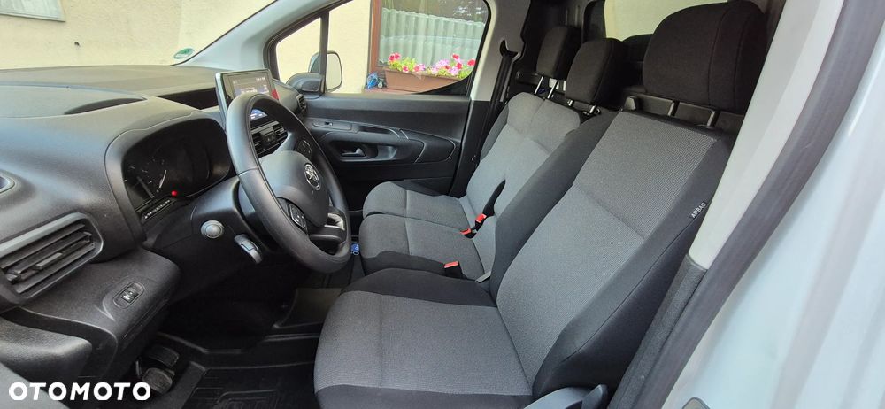 Toyota proace city - 12