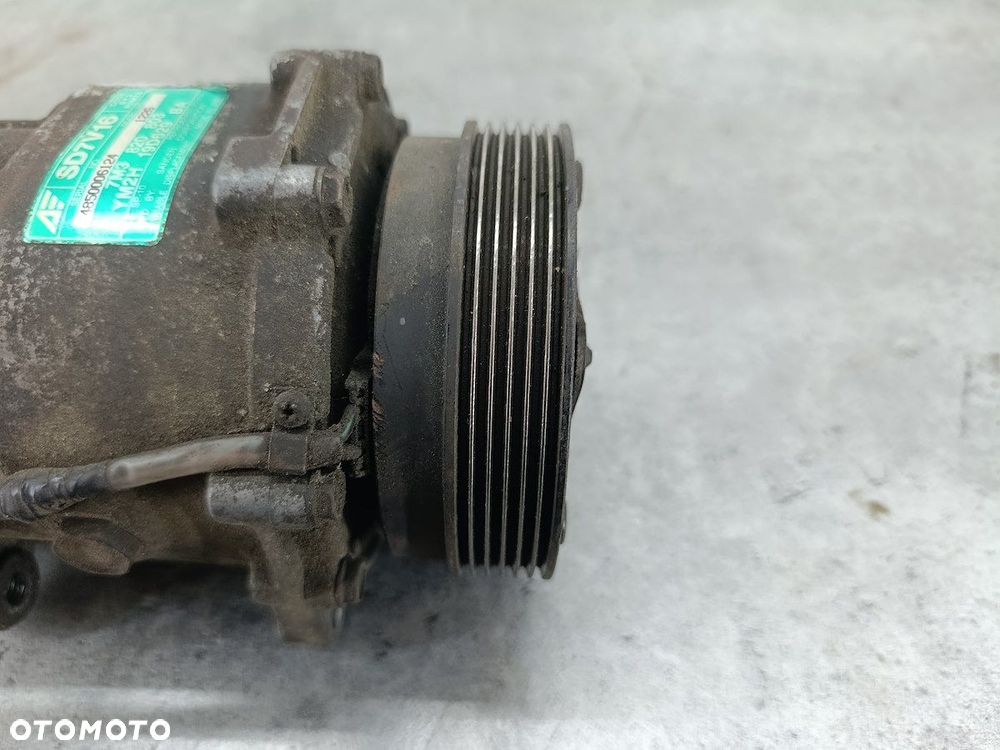 SPRĘŻARKA KLIMATYZACJI VW GOLF III 7M3820803  YM2H19D629BA  SD7V16  SANDEN - 4