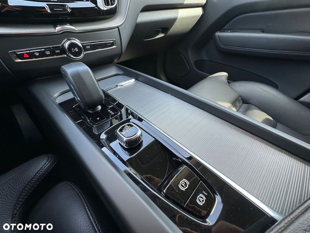 Volvo XC 60 B4 D Geartronic Inscription - 31