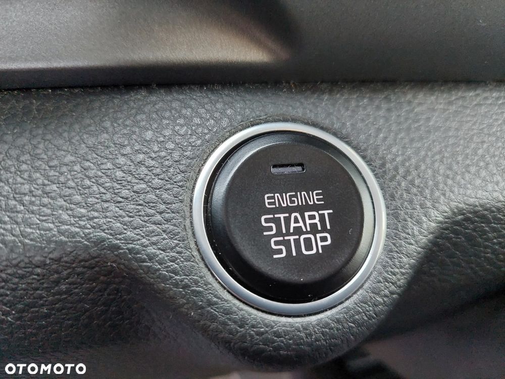 Kia Stonic 1.2 L Business Line - 23