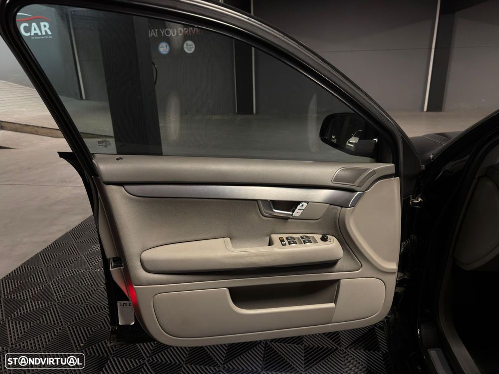 Audi A4 Avant - 8