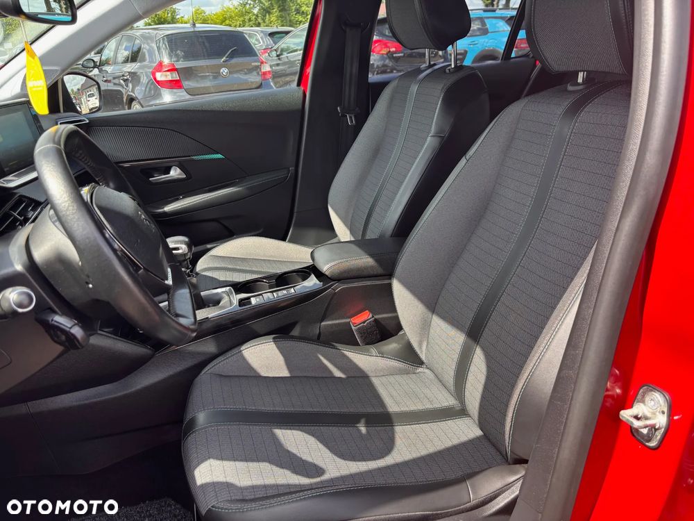 Peugeot 208 PureTech 100 Allure - 21