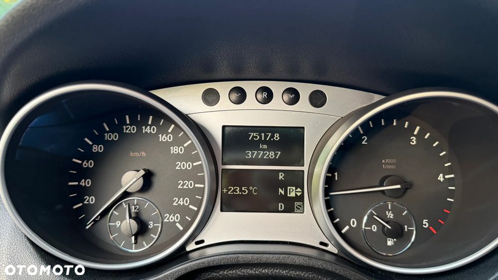 Mercedes-Benz ML 420 CDI 4-Matic - 29