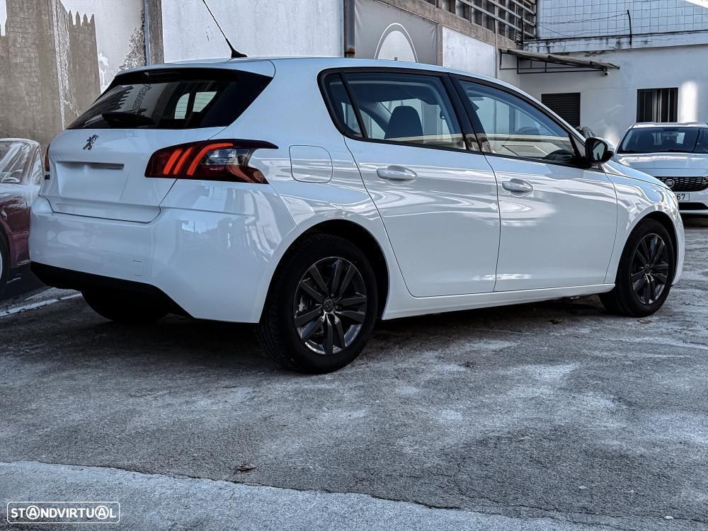 Peugeot 308 1.5 BlueHDi Business Line — fotografia 6