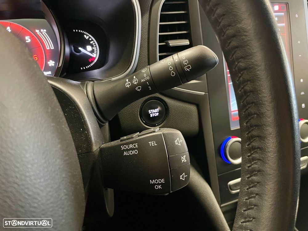 Renault Mégane ENERGY TCe 130 INTENS - 23