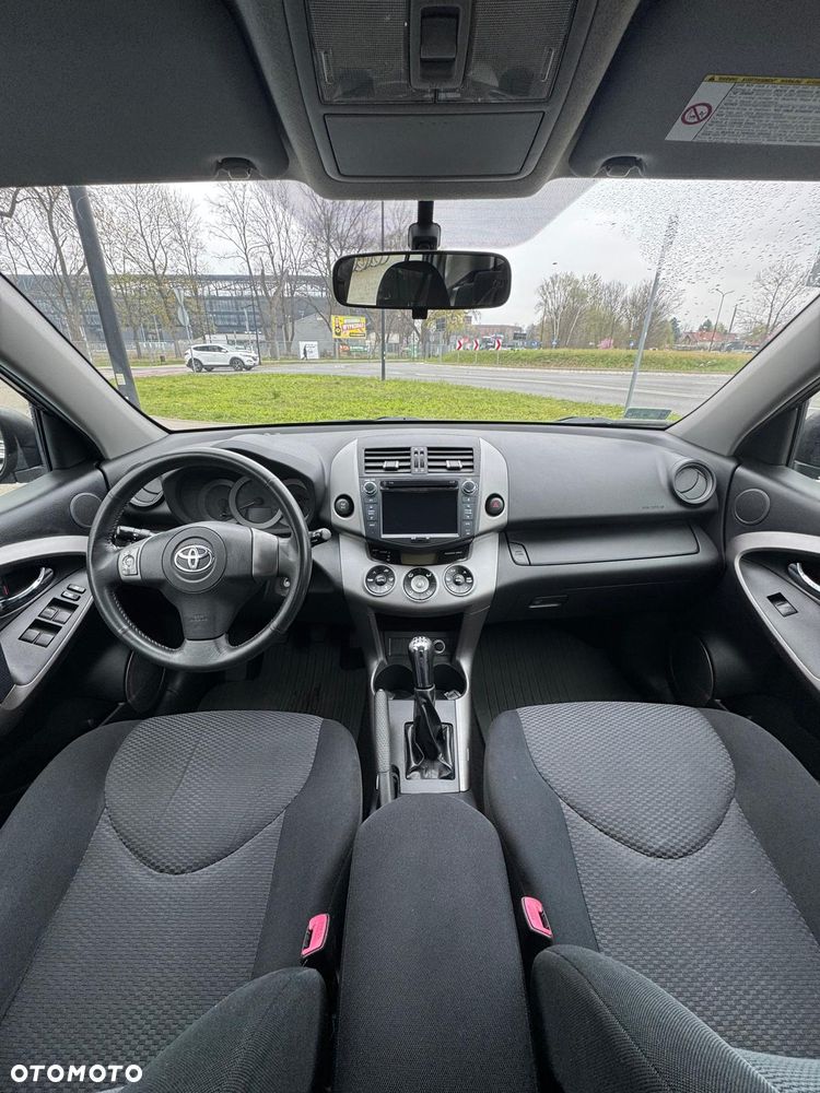 Toyota RAV4 2.0 VVT-i Sol - 14