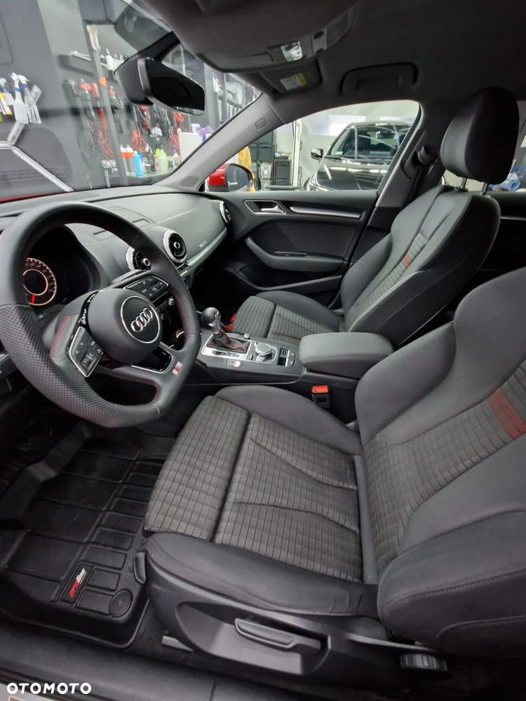 Audi A3 Sportback - 12