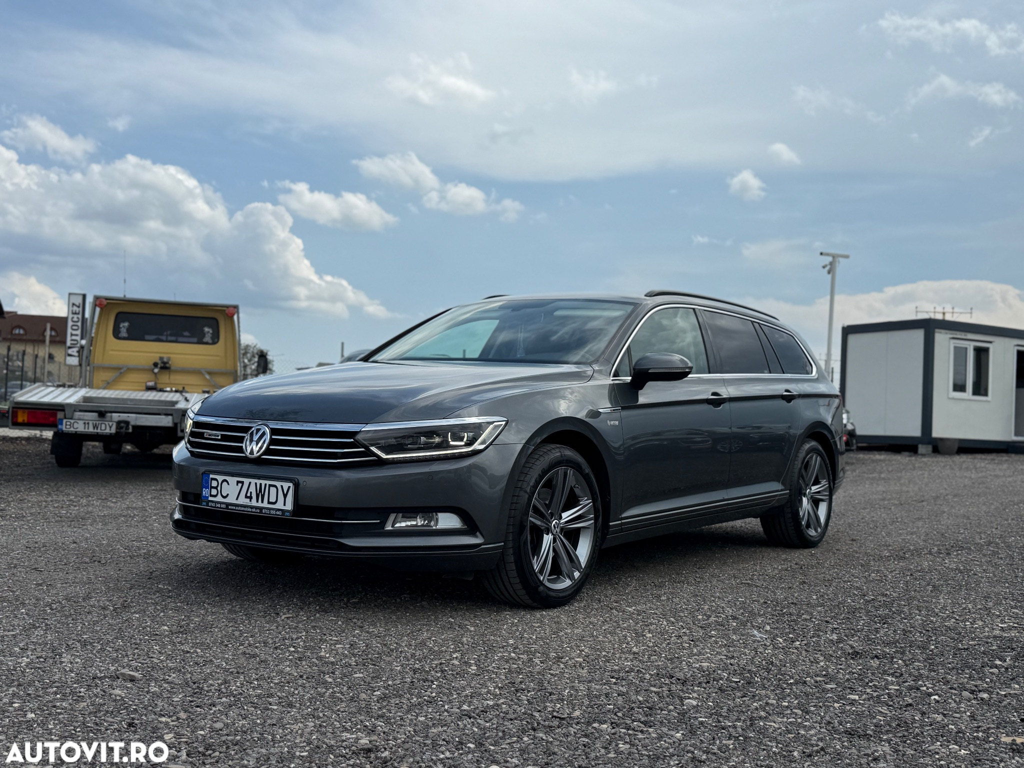Volkswagen Passat Variant 2.0 TDI DSG 4Motion Highline - 2