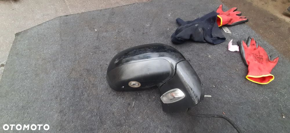 Peugeot 3008 1 2009-16  Maska przód Błotnik Prawy przód Klapa tył Belka tył Lakier KTVD LUSTERKO Prawe 11 pin - 25