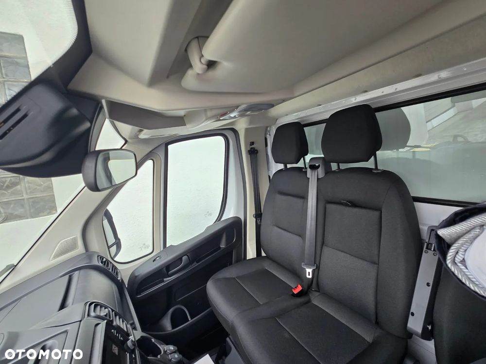 Toyota Proace Max Kontener - 13