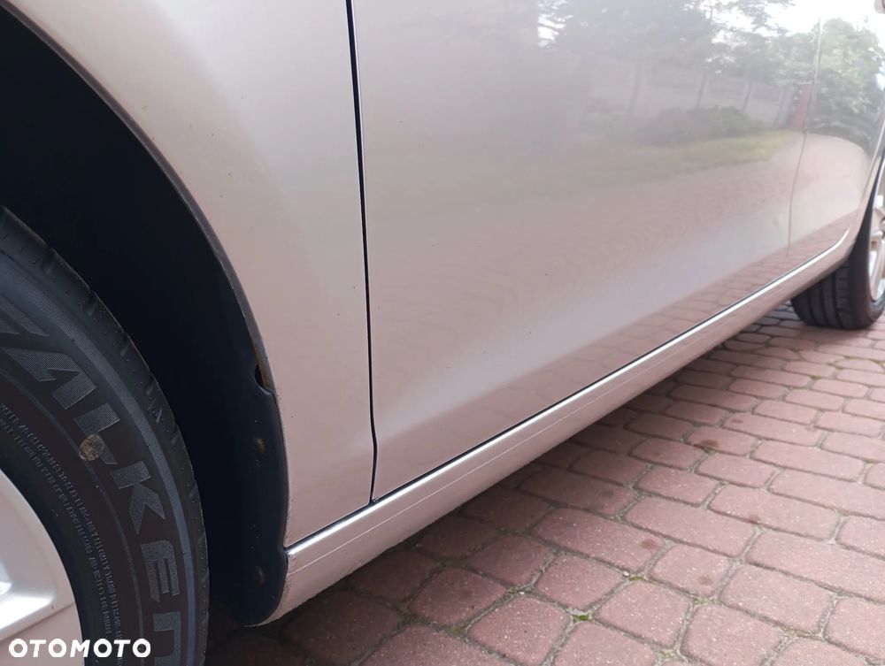 Volkswagen Golf - 16